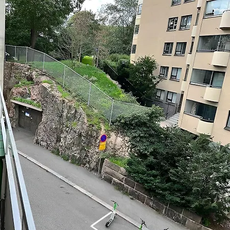 Appartamento In Design District - Keybox Check-in, Balcony, Netflix