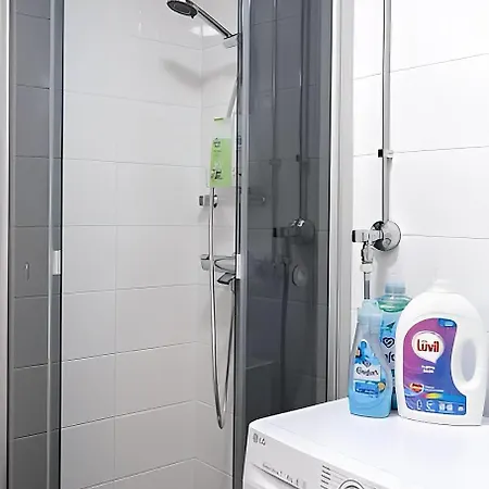 In Design District - Keybox Check-in, Balcony, Netflix Appartamento