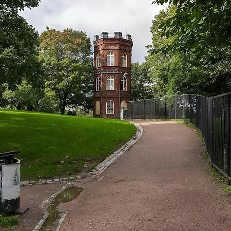 Appartamento In Design District - Keybox Check-in, Balcony, Netflix *