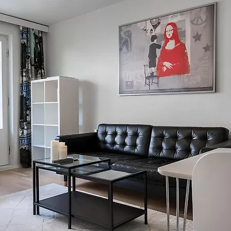 Διαμέρισμα In Design District - Keybox Check-in, Balcony, Netflix