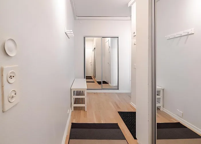 In Design District - Keybox Check-in, Balcony, Netflix Ελσίνκι