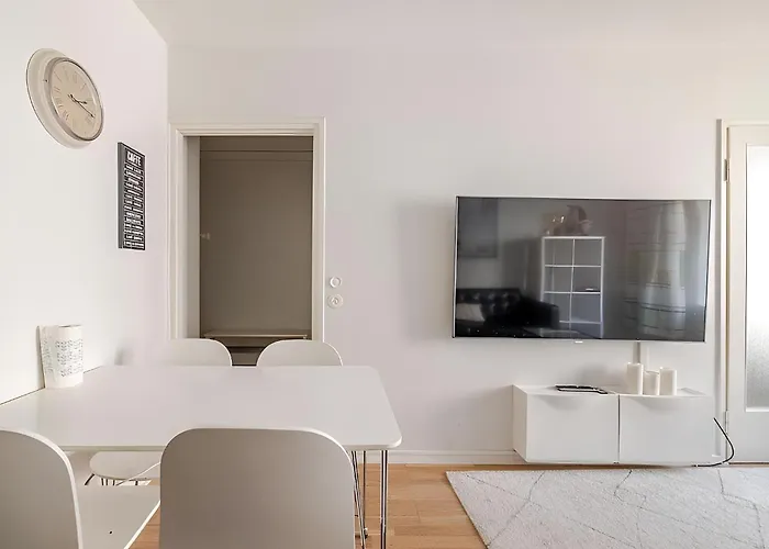 Διαμέρισμα In Design District - Keybox Check-in, Balcony, Netflix